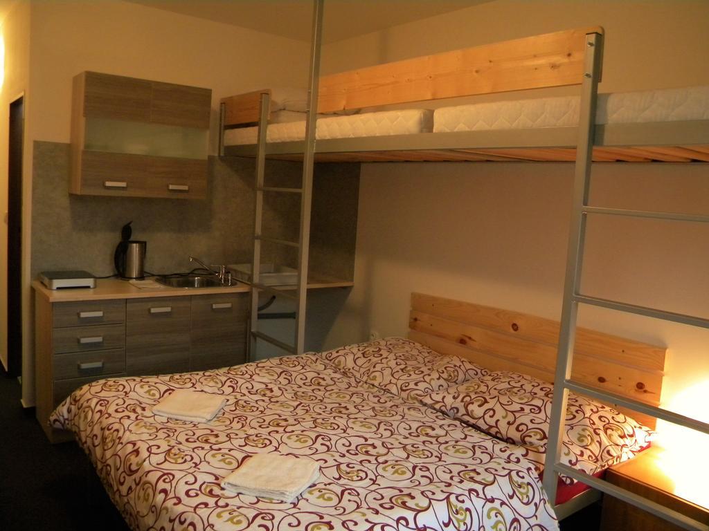 Penzion A Apartmany Skipark Hrabesice Krasne Ngoại thất bức ảnh