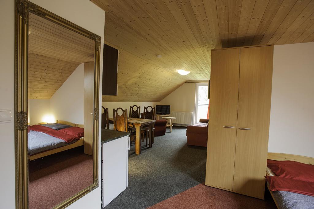 Penzion A Apartmany Skipark Hrabesice Krasne Ngoại thất bức ảnh